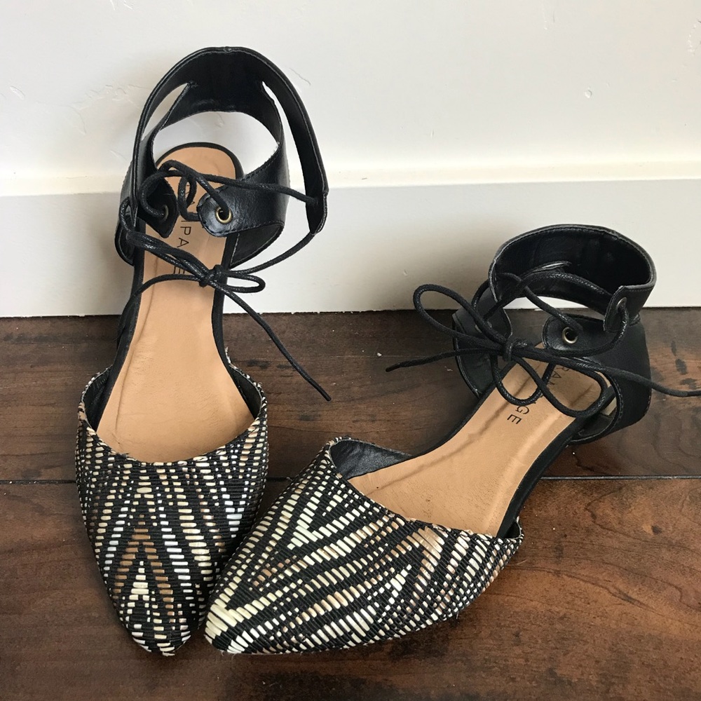 Sz8 Tie-Up Flat